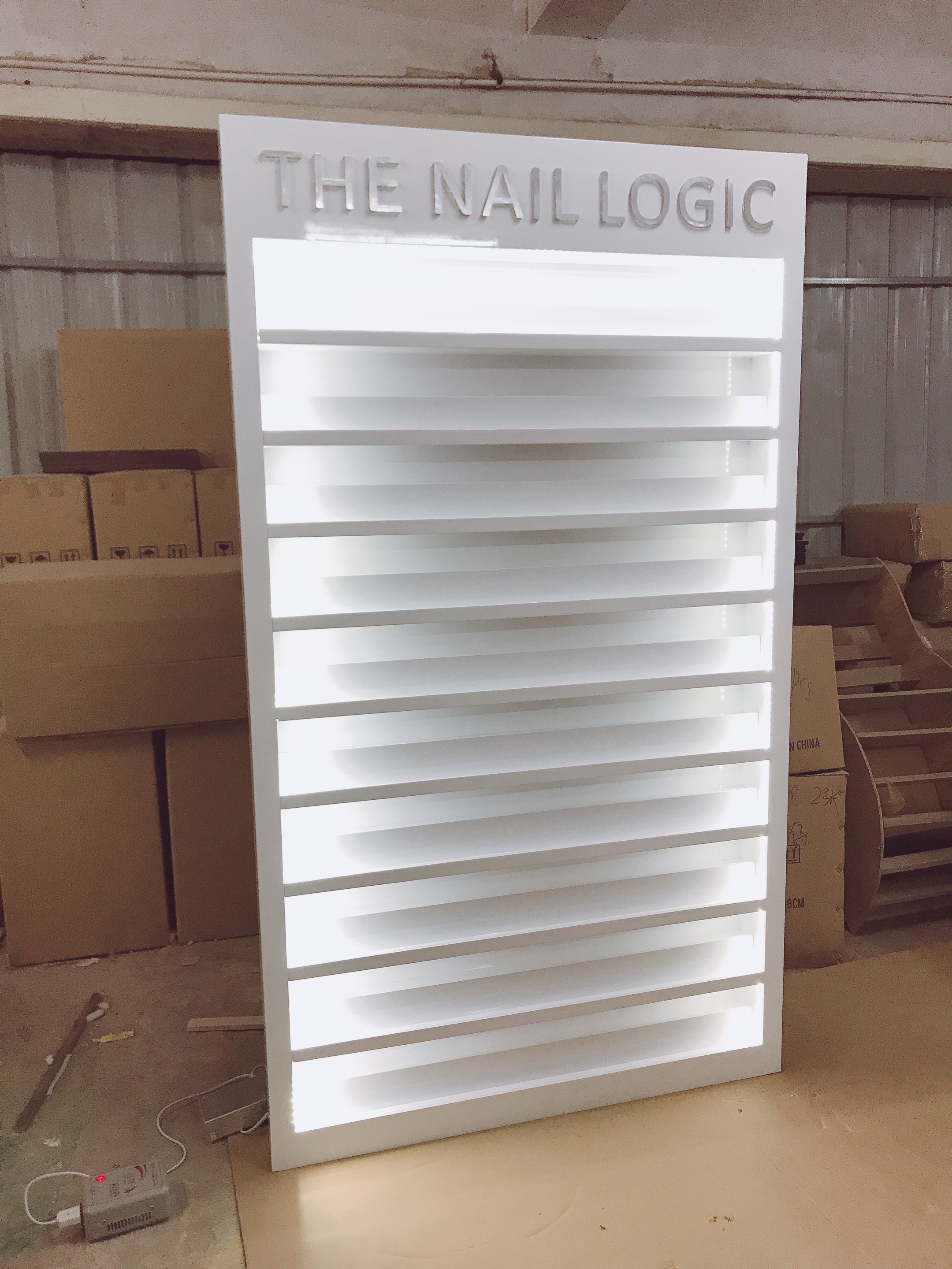 NR001 Customized salon furniture nail polish rack LED